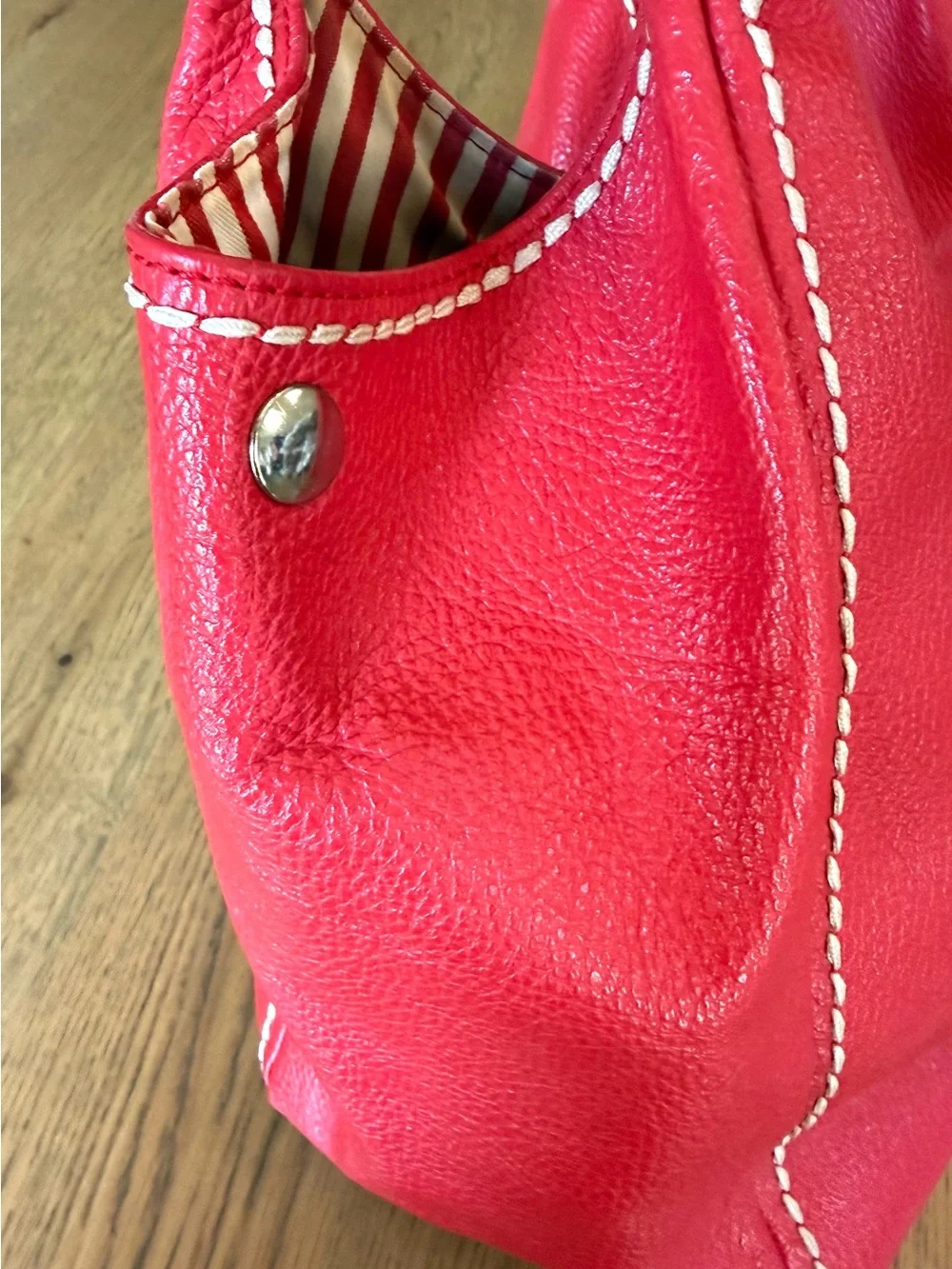 Plinio Visona Red Pebbled Leather Slouchy Hobo Shoulder Bag OS